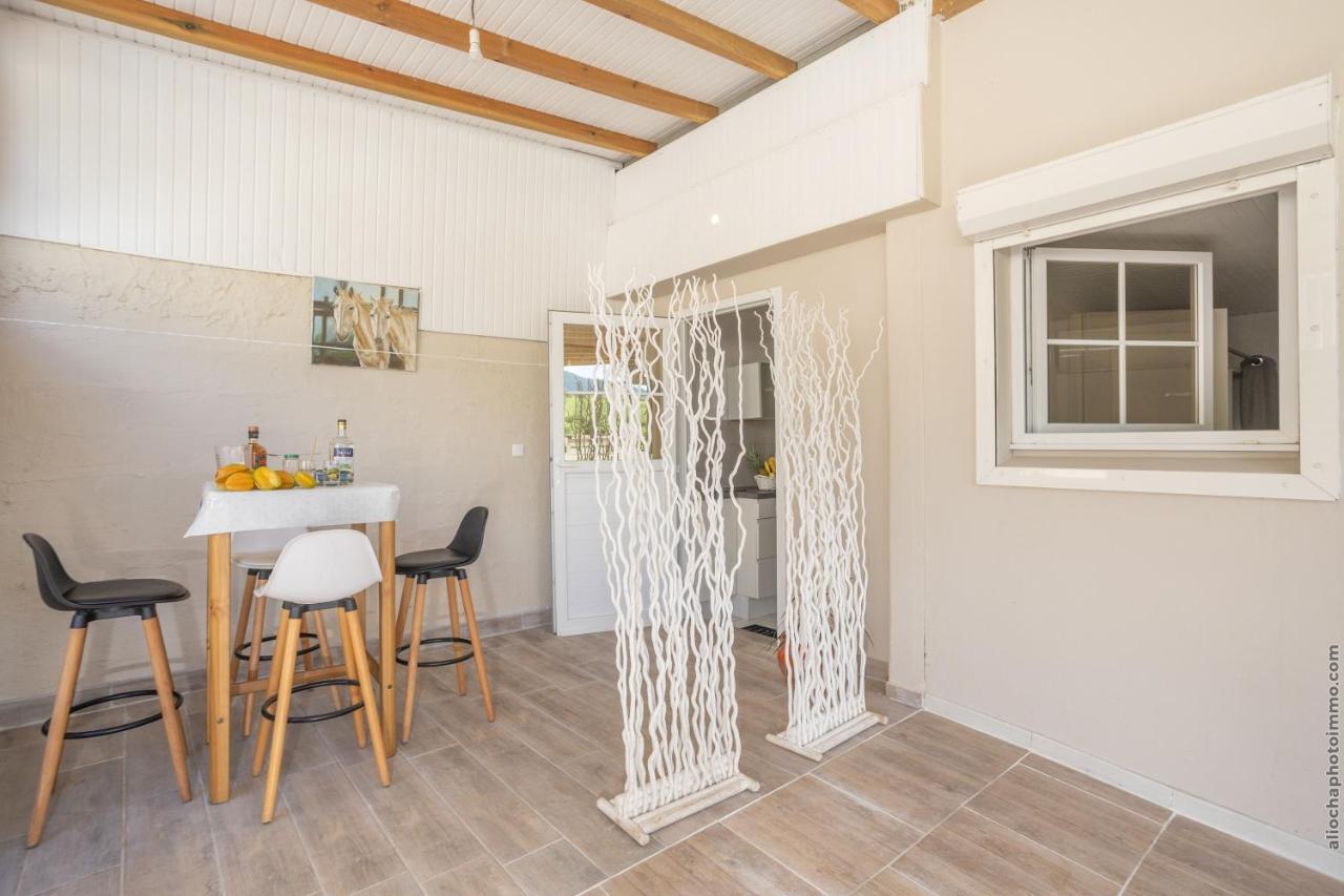 Heliconia - Appt Avec Piscine Partagee Apartment Saint-Pierre Екстериор снимка